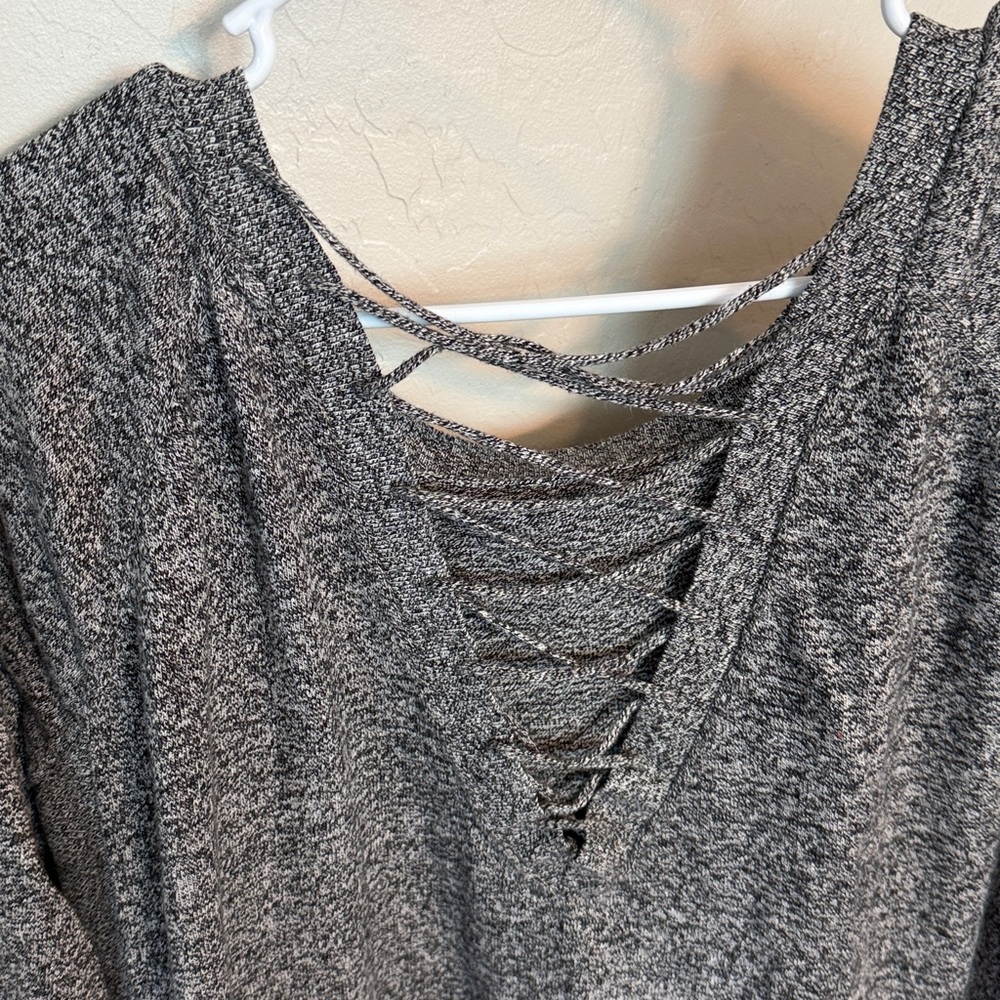 Express Crossback Sweater - Picture 8 of 10